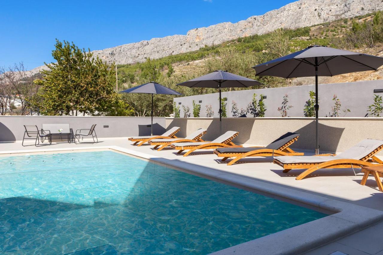 Luxury Apartment Lorena - Private Heated Pool - Jesenice  Exterior foto