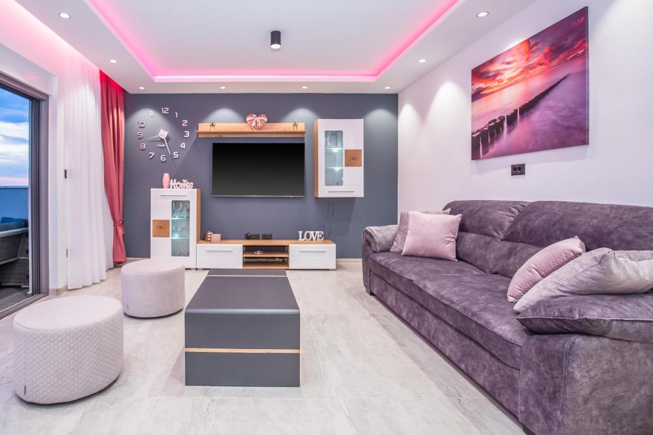 Luxury Apartment Lorena - Private Heated Pool - Jesenice  Exterior foto